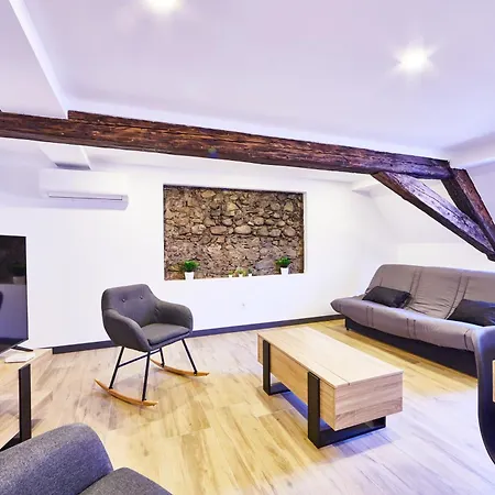 Th 202 4 Pieces En Duplex Au 2eme Etage Pour 7 Personnes