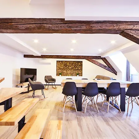 Th 202 4 Pieces En Duplex Au 2eme Etage Pour 7 Personnes