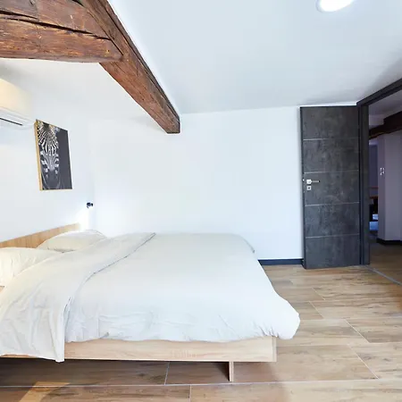 Th 202 4 Pieces En Duplex Au 2eme Etage Pour 7 Personnes * 坦恩